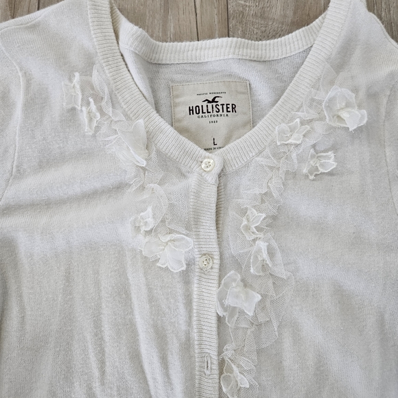 Hollister Sweater, Size L, Off White/Cream - Picture 3 of 9